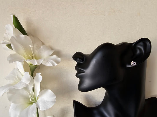 Crystal Heart Stud Earrings – Elegant & Timeless