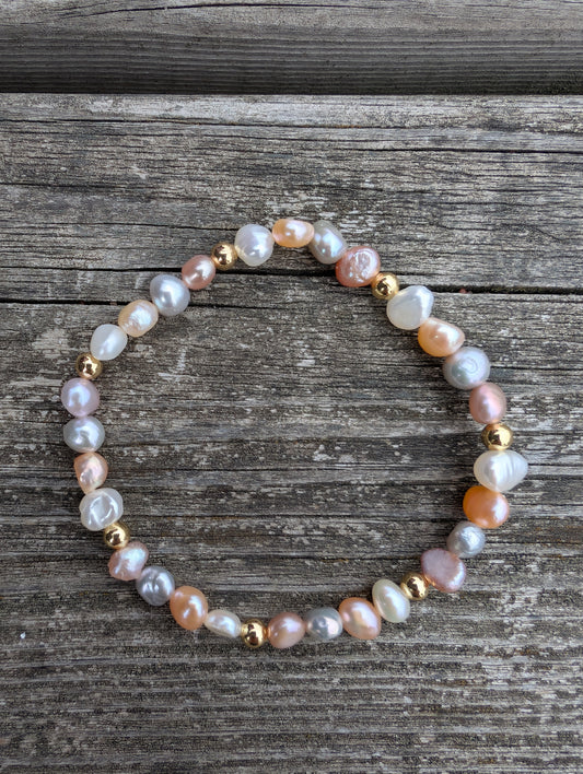 Baroque Pearl & Gold Bead Bracelet